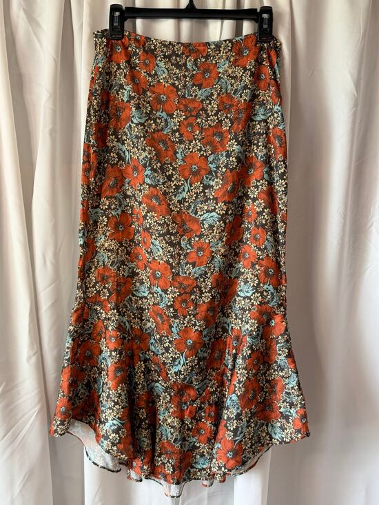 Free People Dresses & Skirts - Free People Everything's Rosie floral midi satin mermaid drop-hem skirt Size 4